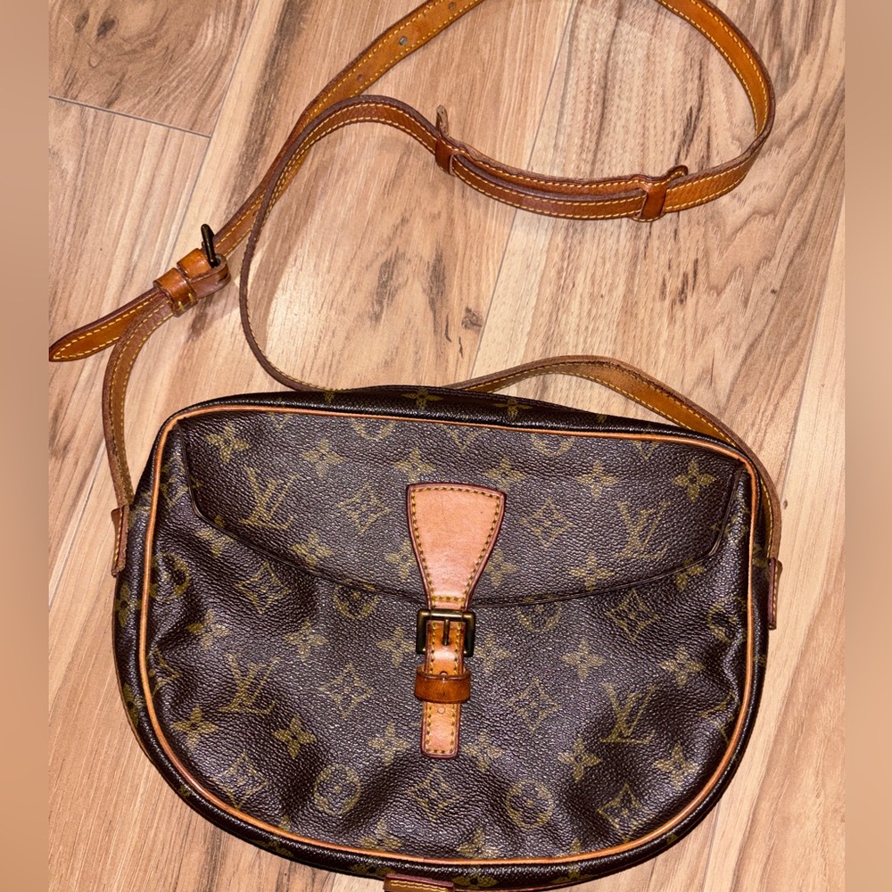 Louis Vuitton Jeune Fille